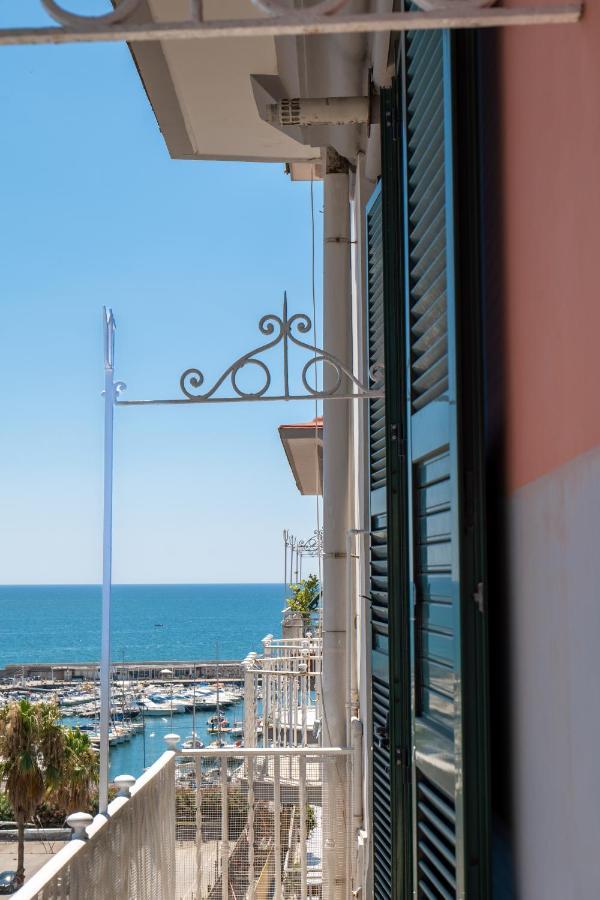 Mareluna Penthouse - Luxury Suites Salerno Exterior foto