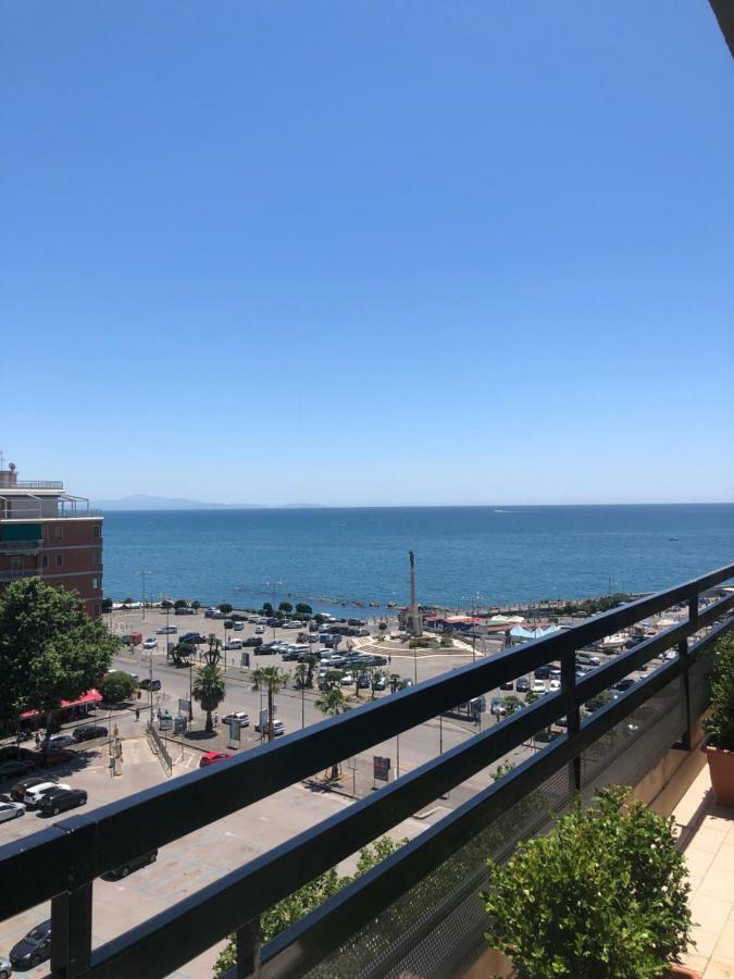 Mareluna Penthouse - Luxury Suites Salerno Exterior foto